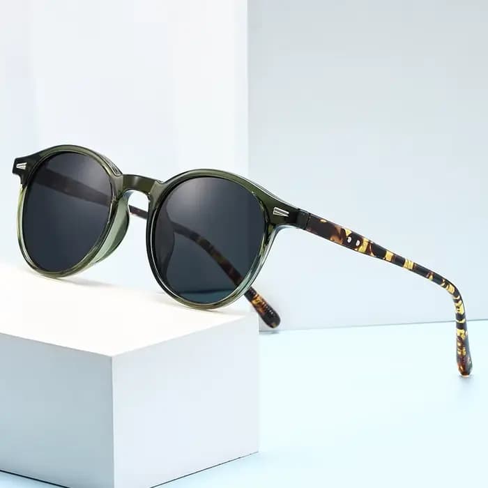 Marque de mode Vintage lunettes de soleil rondes 2025 femmes de luxe concepteur petites lunettes de 