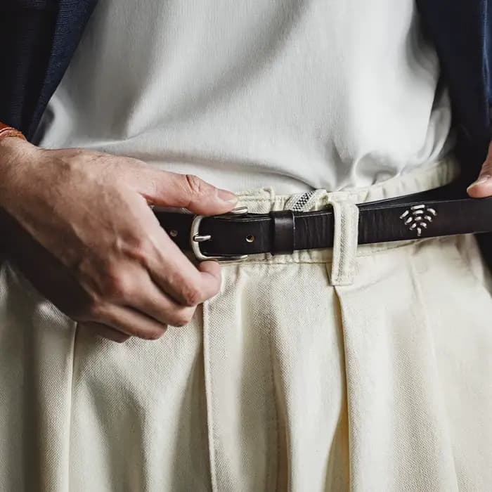 Maden hommes nouveau rétro noir couleur unie polyvalent quotidien en cuir véritable première couche 
