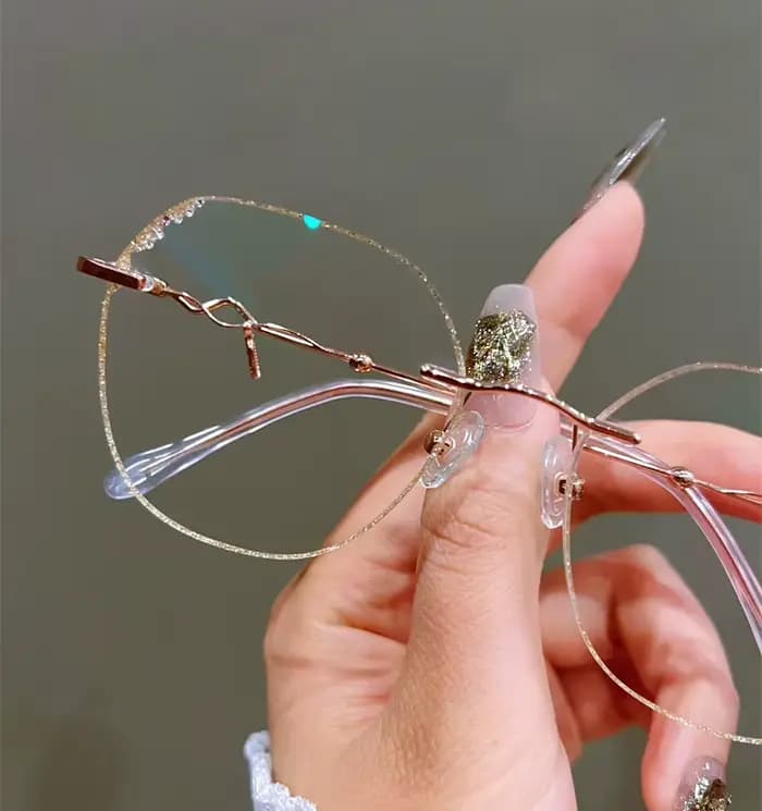 Lunettes Anti-lumière bleue pour femmes, verres très clairs, pour myopie, mode astigmatisme, monture