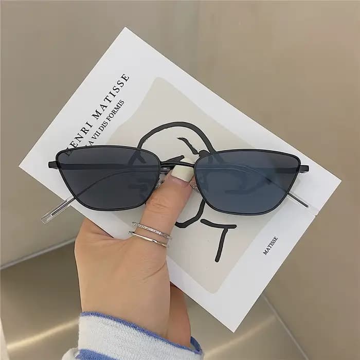 Lunettes de soleil pour femmes classique mode surdimensionné Anti-reflet Vintage carré métal lunette