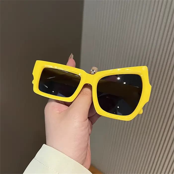 Lunettes Hip Hop tendance amusantes avec sourcils surélevés sur un côté, personnalité irrégulière, l