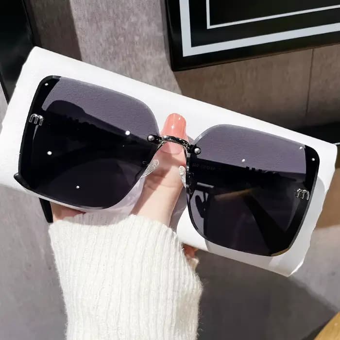 Lunettes de soleil garnies de styliste, demi-monture, lunettes de soleil rétro de haute qualité pour