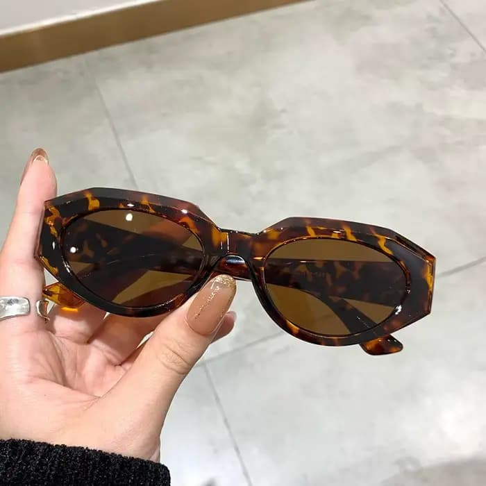 OEC CPO Punk lunettes de soleil œil de chat femmes Vintage petite lentille ovale lunettes de soleil 