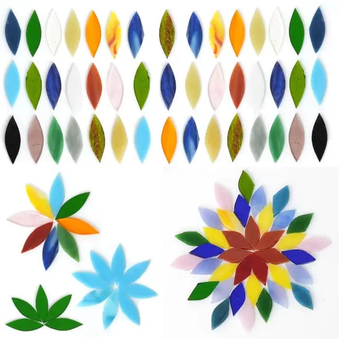 100 pièces de verre coloré en forme de feuille et de pétale, briques de verre colorées découpées à l