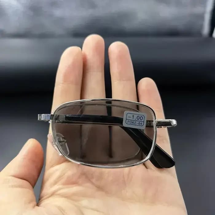 Lunettes photochromiques portables pliantes pour myopie, haute définition, pour personnes âgées, vue