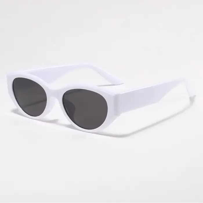 Nouvelles lunettes de soleil œil de chat européennes et américaines polyvalentes à la mode lunettes 