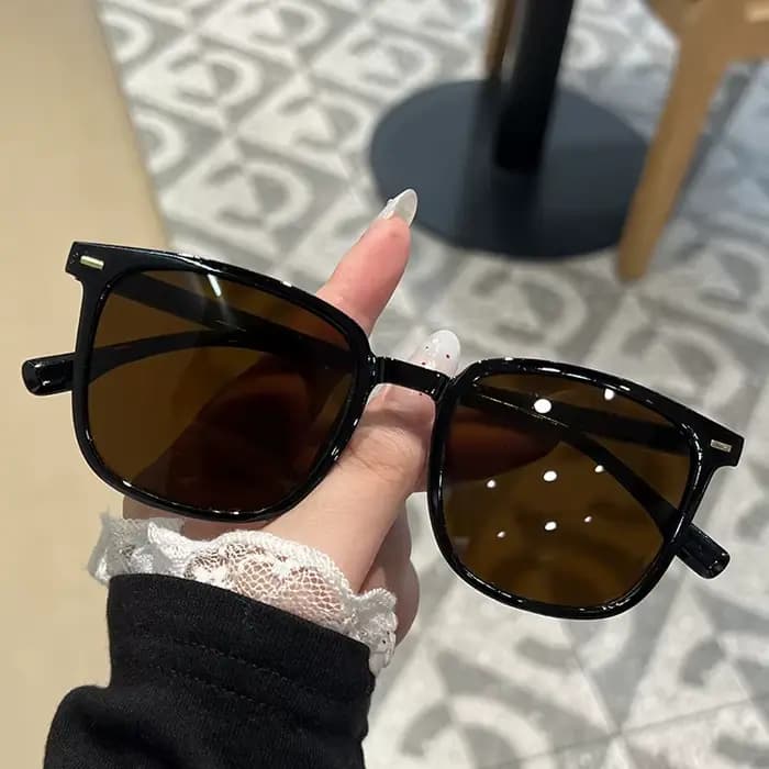 2025 nouvelles lunettes de soleil à lentille marron rétro monture carrée