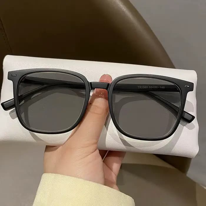 Femmes mode lunettes de soleil populaires voyage en plein air cadre carré myopie