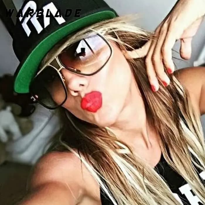 18K plaqué or carré hommes lunettes de soleil femmes Couple plat haut de gamme marque Design dames