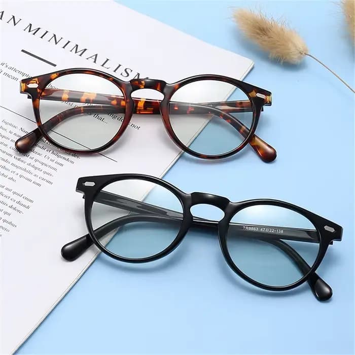 Petites lunettes de Transition classiques noires mates