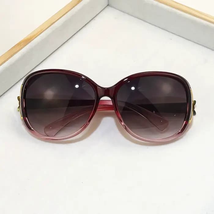 Lunettes de soleil en plastique pour femmes