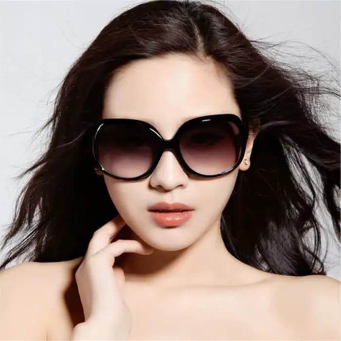 Nouvelles lunettes de soleil pour femmes