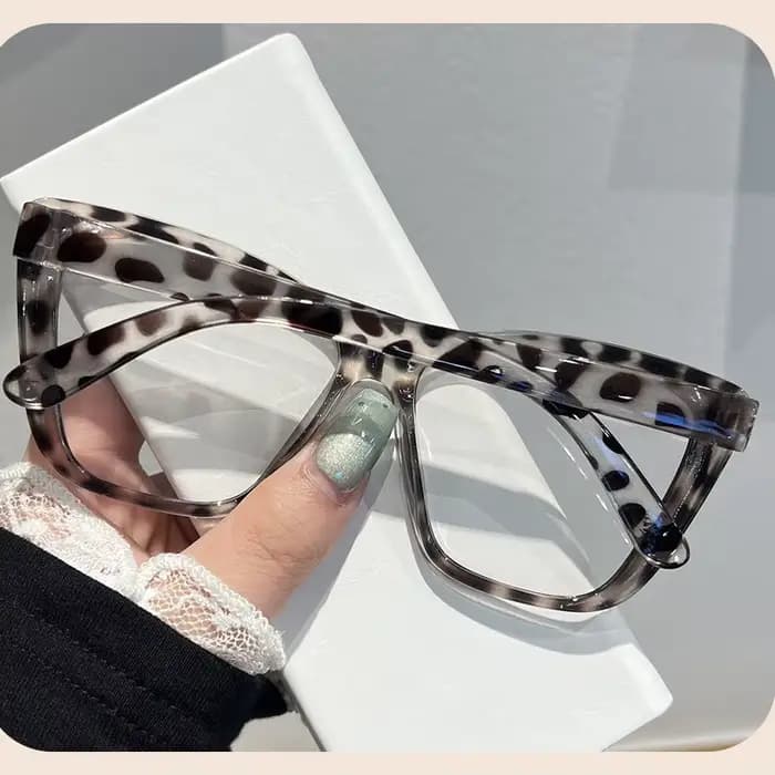 Lunettes transparentes efficaces