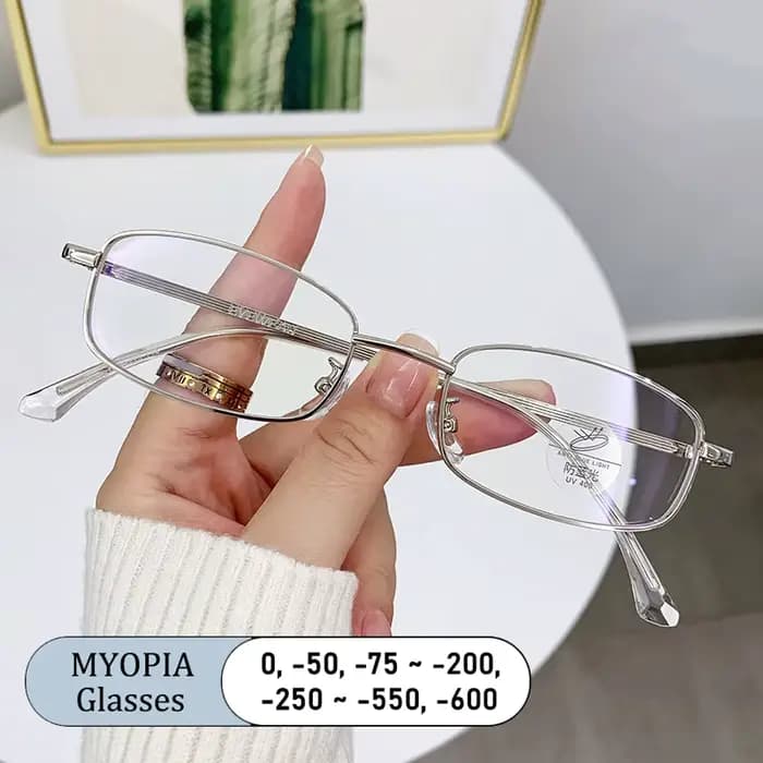 Lunettes de myopie personnalisées pour femmes