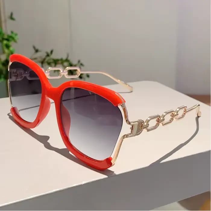 Lunettes carrées chics à la mode