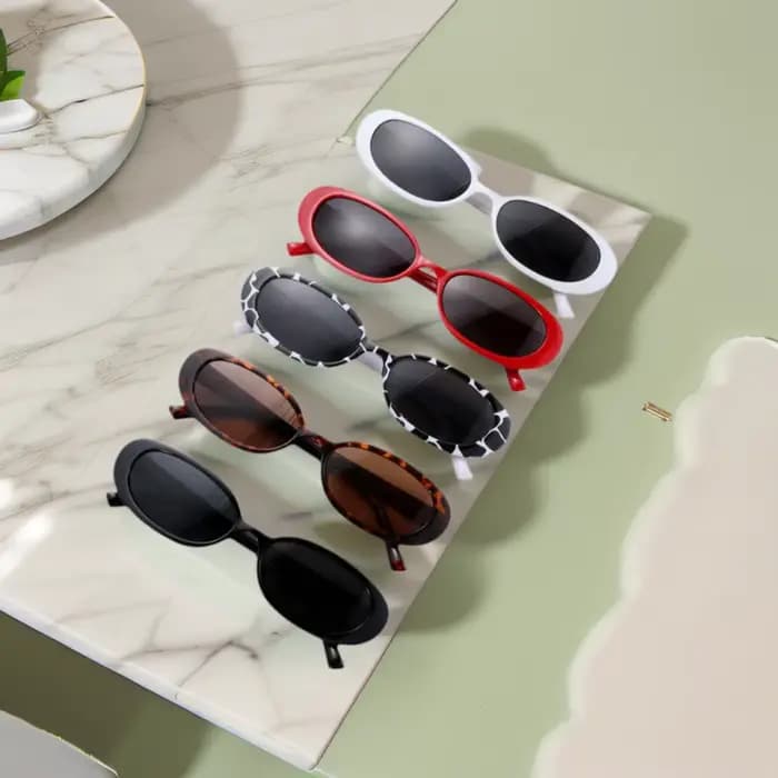 Lunettes de soleil en plastique pour femmes