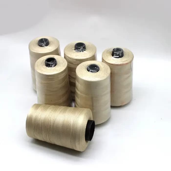 Rouleau de fils à coudre en fibre de verre de classe E, 900 mètres/rouleau, ligne de fibre de verre ignifuge et résistante à la chaleur à 600 degrés, 200 g/pièce