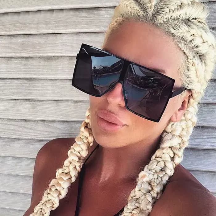 Lunettes de soleil carrées dorées pour femmes