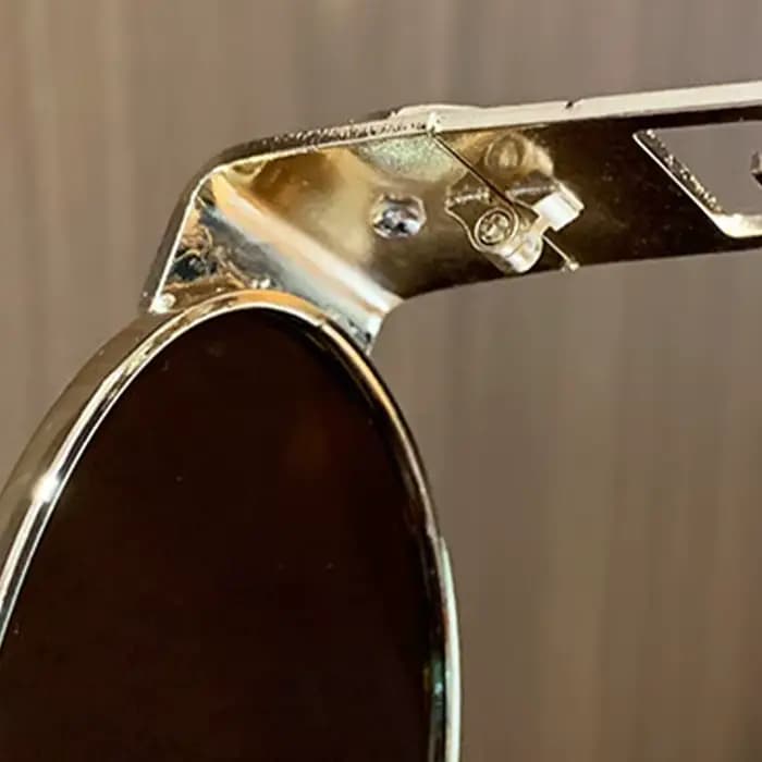 Lunettes de soleil ovales en métal