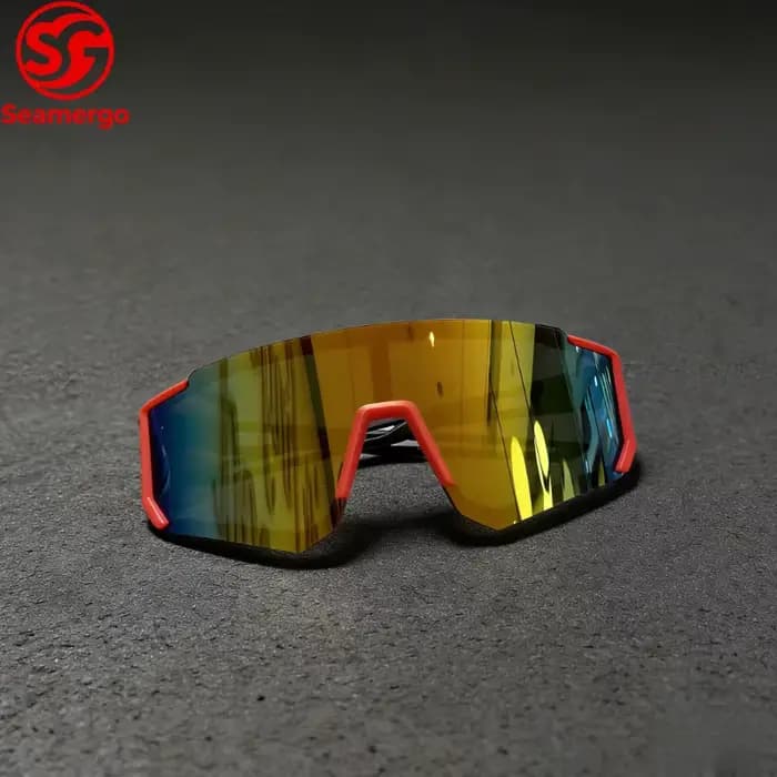 Beaux lunettes de soleil pour garçon