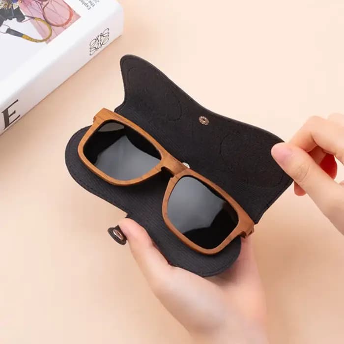 Boîte à lunettes de dessin animé