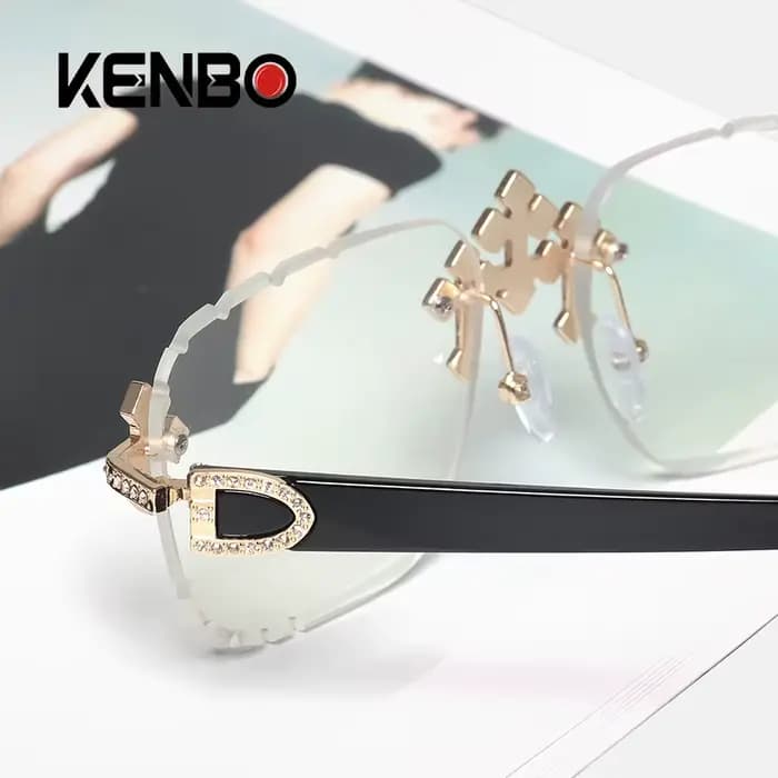 2025 mode carré sans monture lunettes de soleil pour femmes croix diamant métal cadre