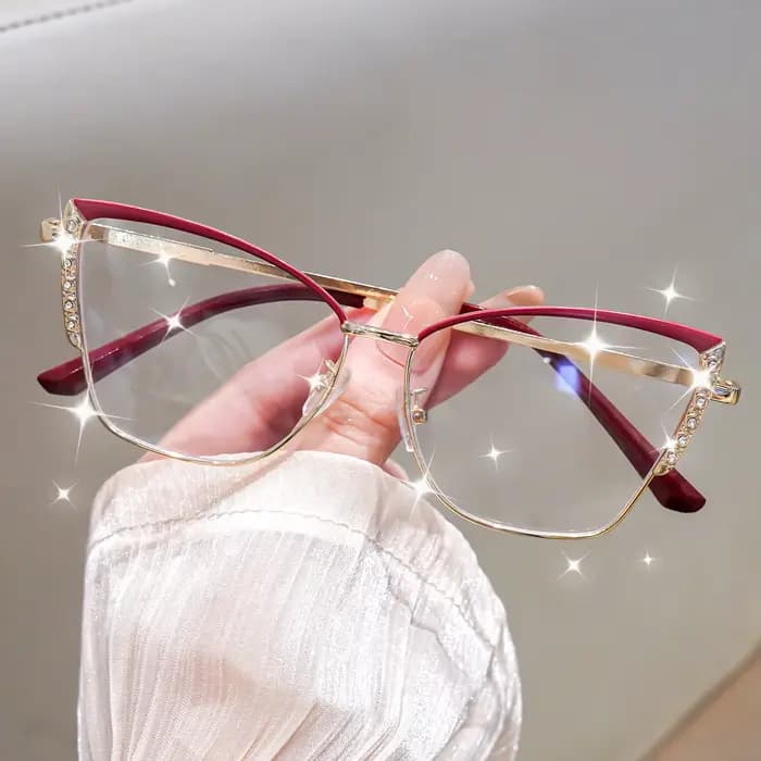 Lunettes de soleil pour femmes avec strass étincelants