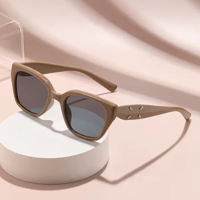 Lunettes de soleil pour femmes avec visage haut de gamme