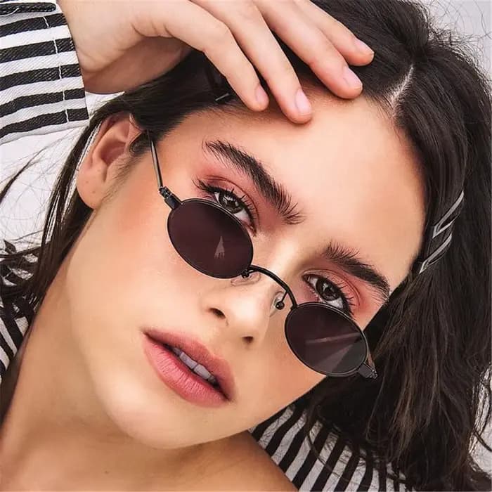 VIVIBEE Lunettes de soleil ovales vintage pour femmes 2026 Tendance Monture en métal doré Rétro Mini