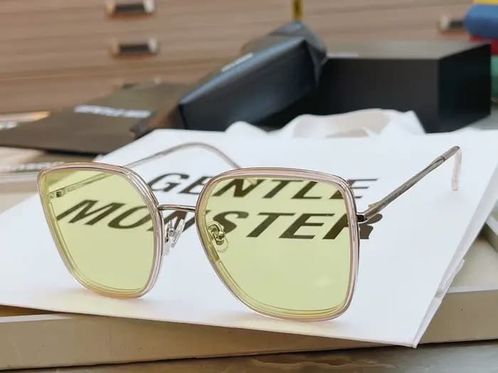 GENTLE MONSTER MuMu Nouvelles Lunettes de Soleil Tendance Designer Homme Femme Style Urbain Dégradé UV400 Classiques avec Étui Aléatoire
