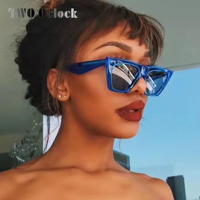 Hipster bleu lunettes de soleil pour femmes concepteur rétro surdimensionné oeil de chat carré UV400 Anti réfléchissant