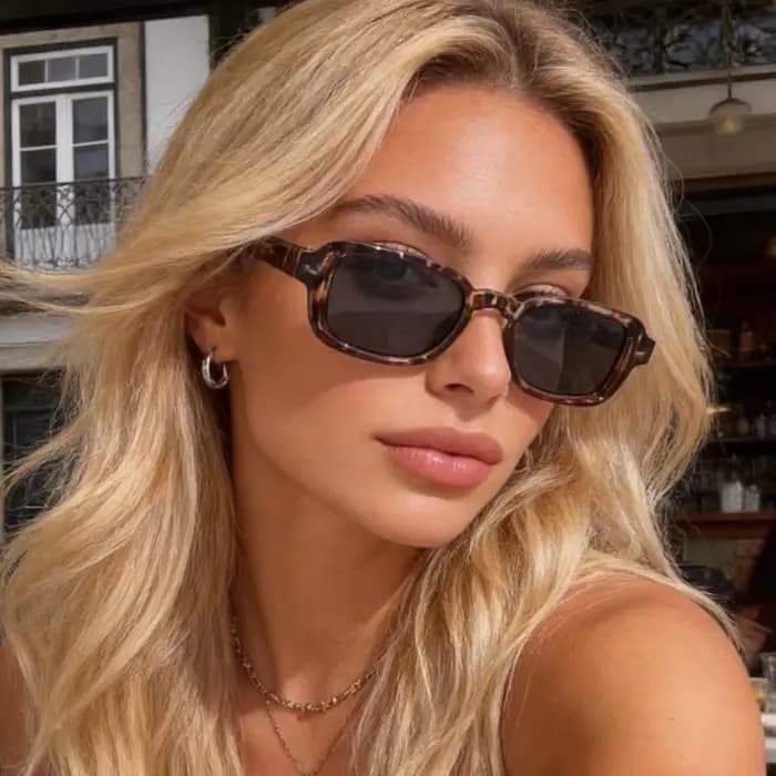Lunettes de soleil rectangulaires de luxe pour femmes