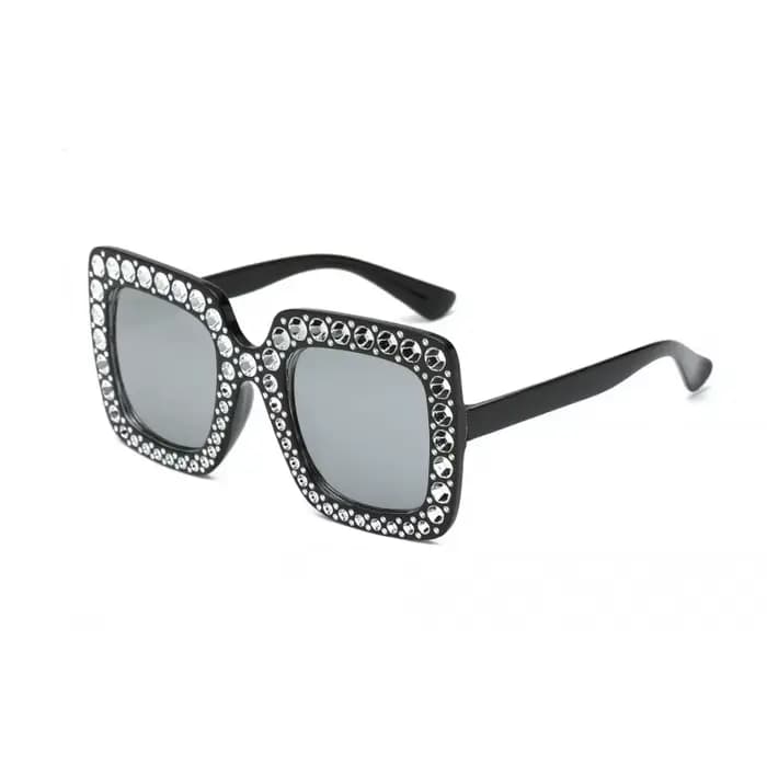 Lunettes de soleil surdimensionnées en diamant