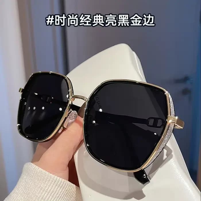 Lunettes de soleil de luxe à monture blanche pour femmes