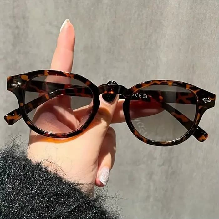 Lunettes unisexes à la mode