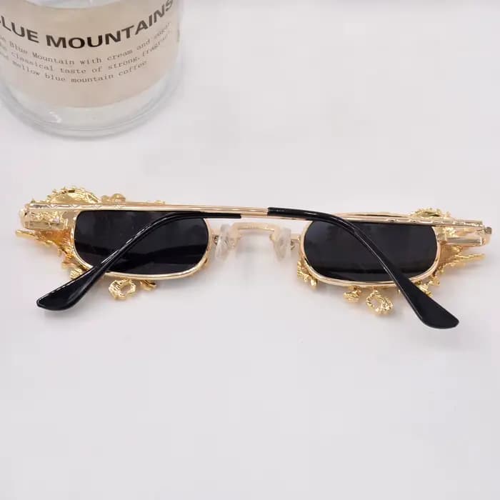 Lunettes personnalisées en forme de serpent cloutées en diamant