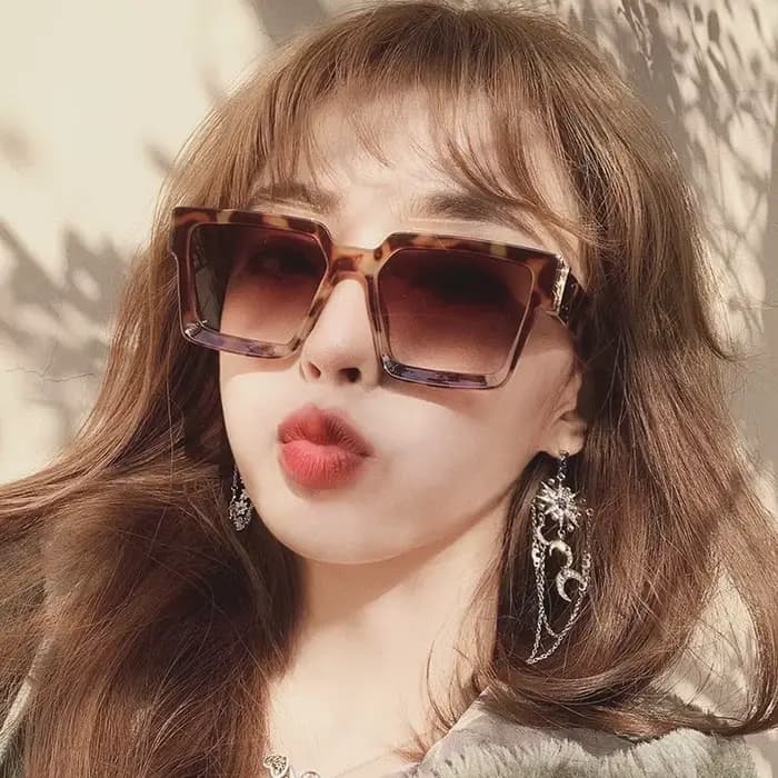 Lunettes de soleil carrées pour femmes