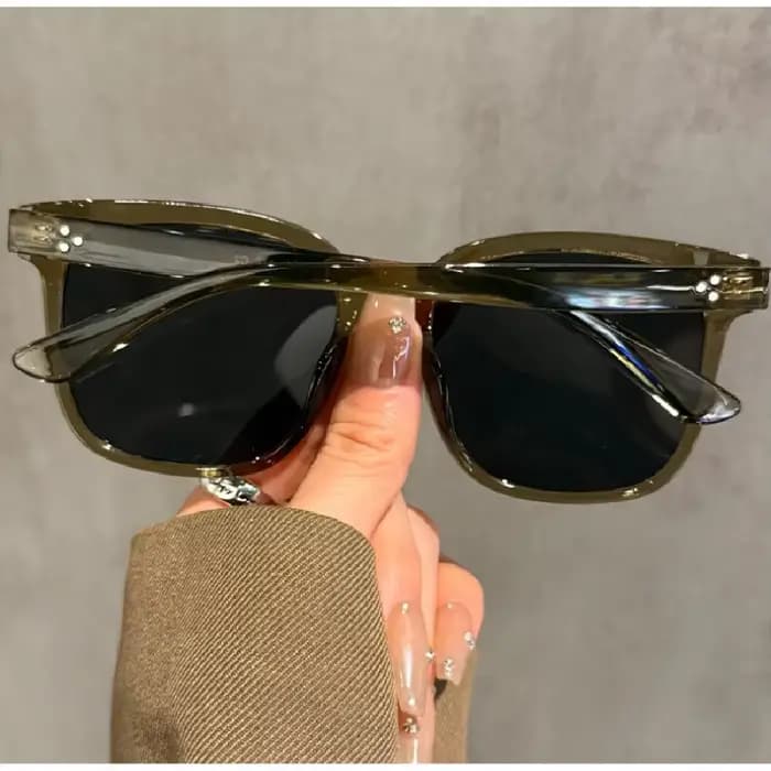 CLLOIO Lunettes de soleil décontractées à monture carrée large pour hommes et femmes