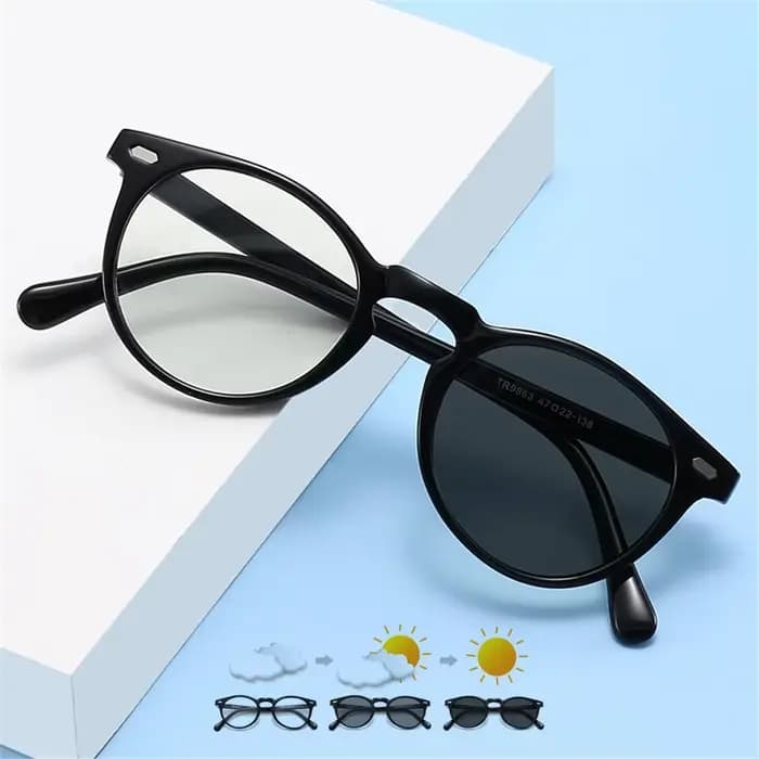 Petites lunettes de Transition classiques noires mates