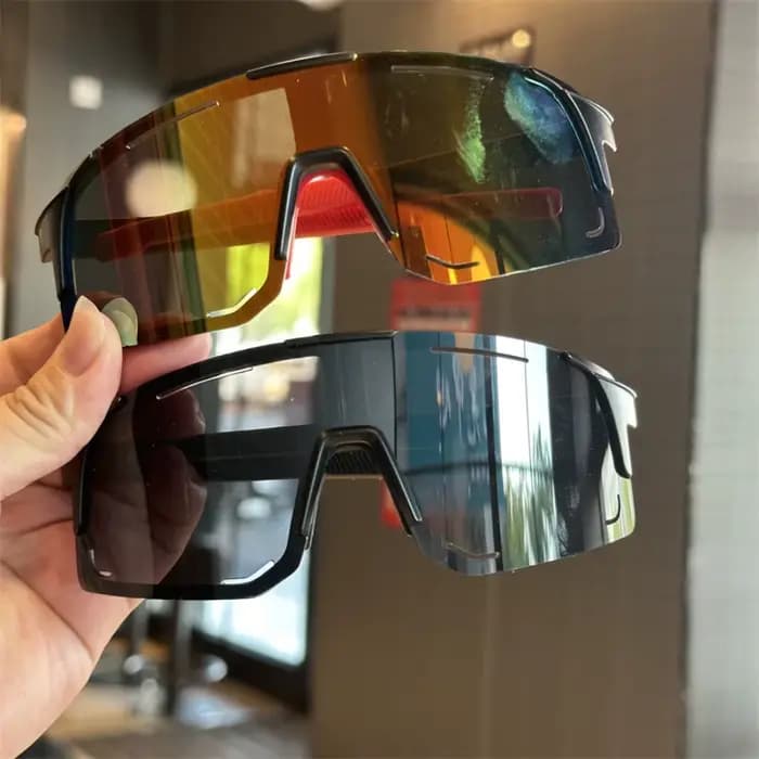 Lunettes de soleil de sport en plein air