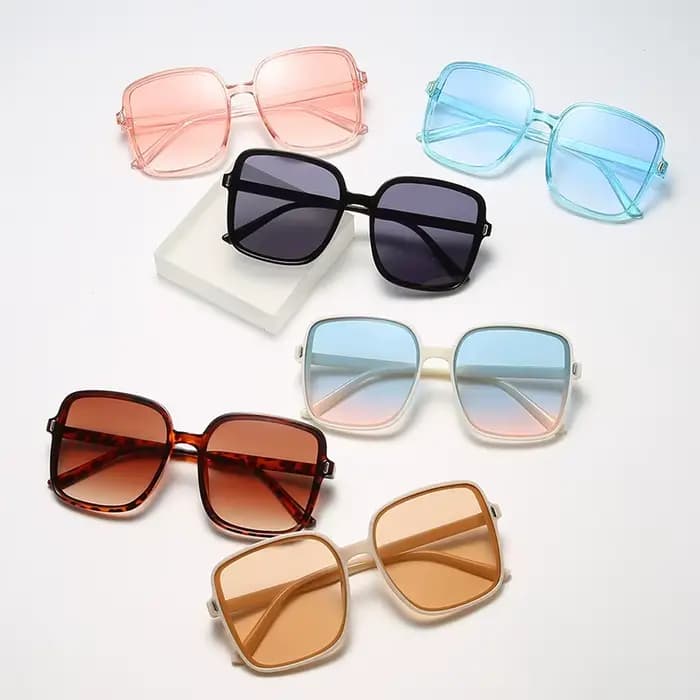 Lunettes de soleil carrées pour femme