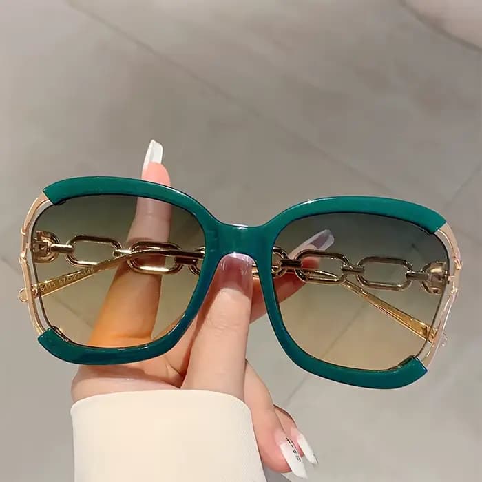 Lunettes carrées chics à la mode