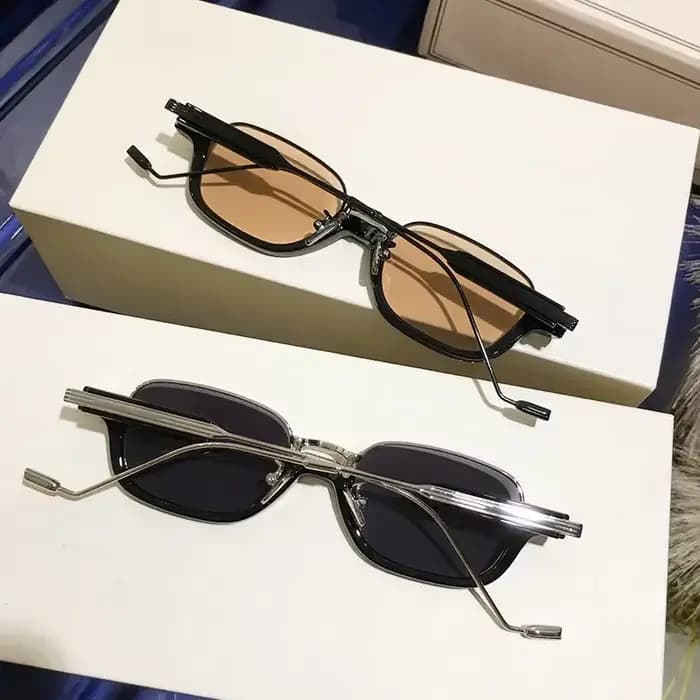 Lunettes de soleil carrées à petite monture