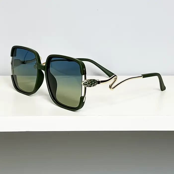 Nouvelle mode femmes lunettes de soleil caractéristiques décontractées mystérieux Cobra grand cadre