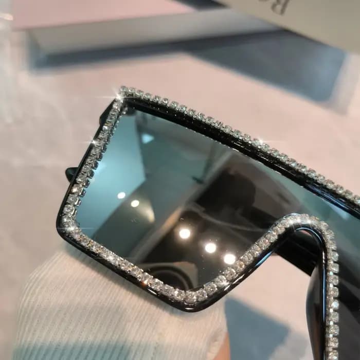 Lunettes de soleil en strass brillant pour femmes