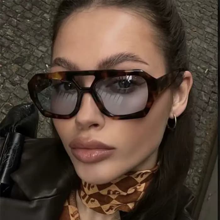 Lunettes de soleil carrées pour femmes