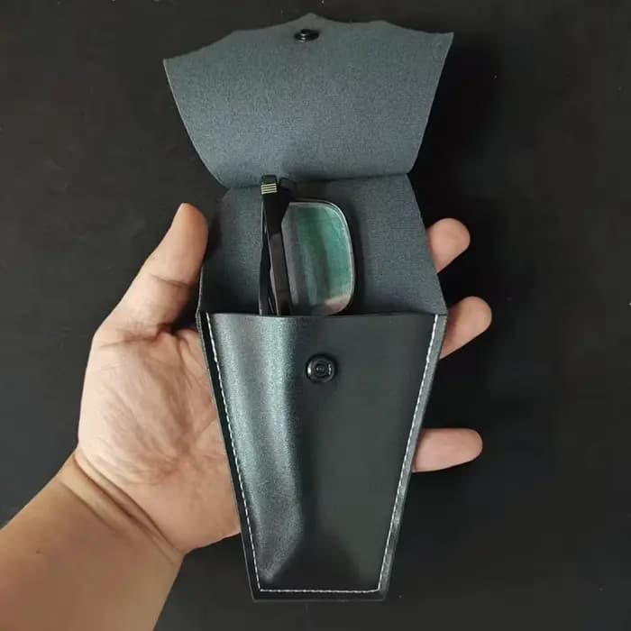Étui à lunettes gothique cercueil