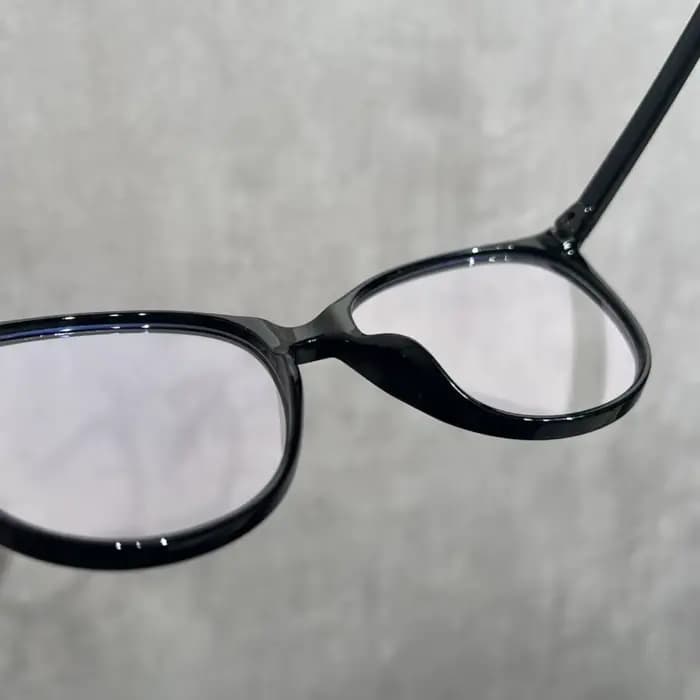 Lunettes unies à la mode pour femmes
