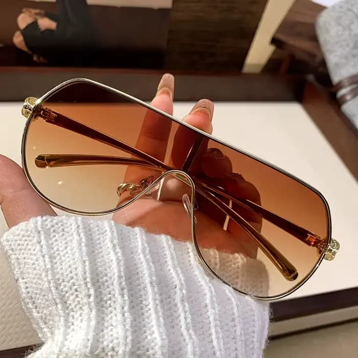 Les lunettes de soleil d'été indispensables