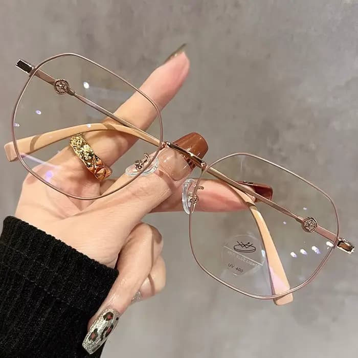 Lunettes à la mode pour femmes